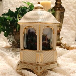 ⚜️ Thomas Kinkade Make A Wish Cottage Gazebo Lamp/Music Box